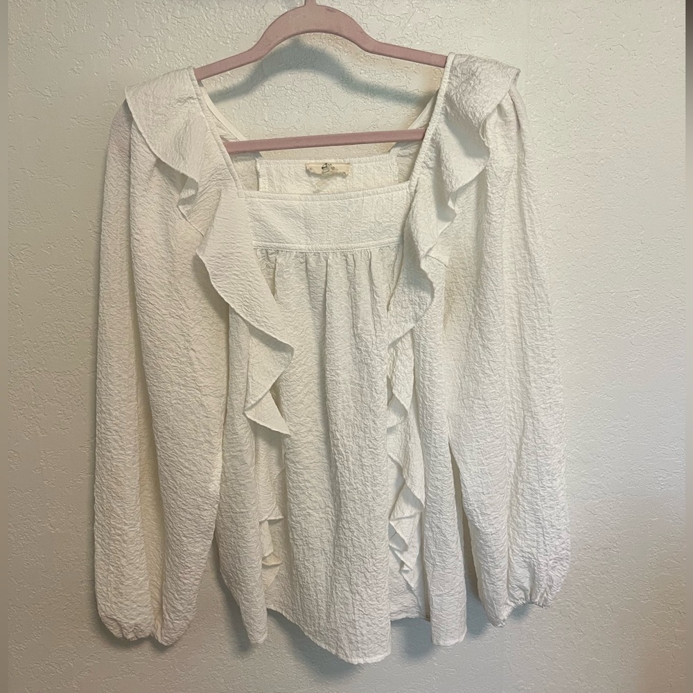 Entro Ruffle & Balloon Sleeve Blouse